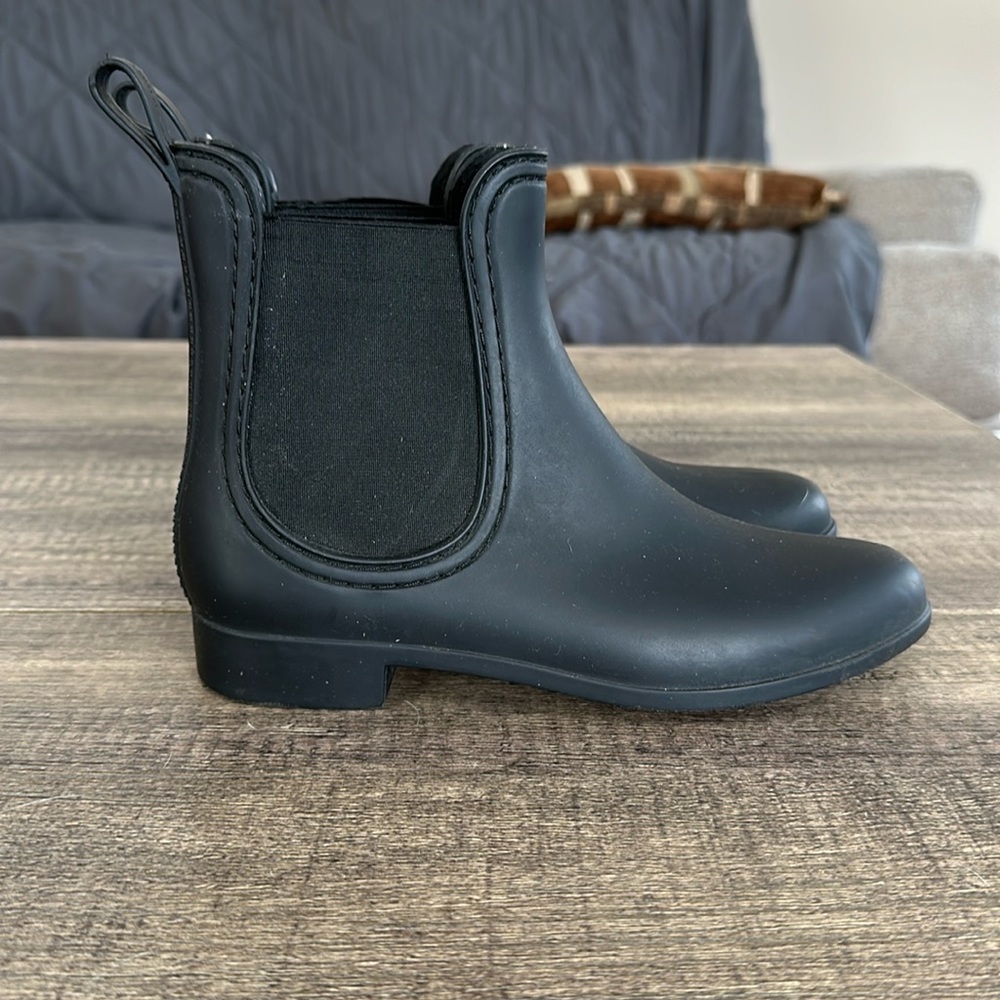 Havana Last Jeffrey Campbell Black Rubber Ankle Height Rain Boots